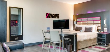 Image of Iconinc Roomzzz @ Chester