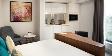 Image of Iconinc @ Roomzzz - Stratford, London